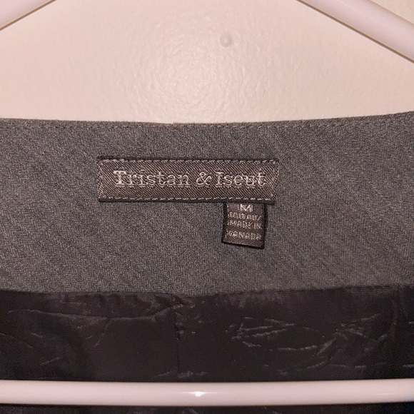 Gray vest - Picture 2 of 2